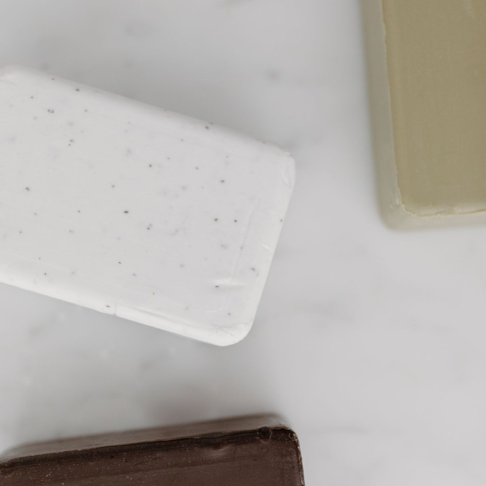 Savon de toilette parfumé 200 g - Esengo